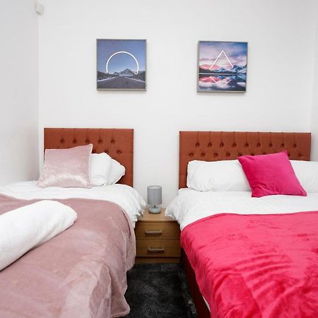 Kirkstall Serviced Apartments Leeds Leeds  Exteriör bild