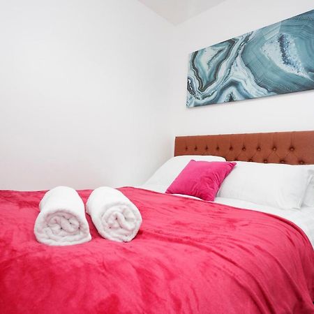 Kirkstall Serviced Apartments Leeds Leeds  Exteriör bild
