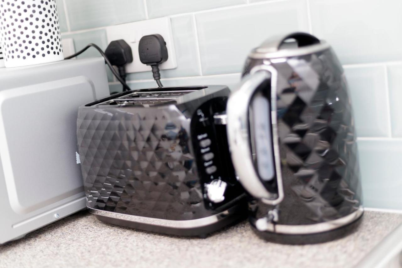 Kirkstall Serviced Apartments Leeds Leeds  Exteriör bild